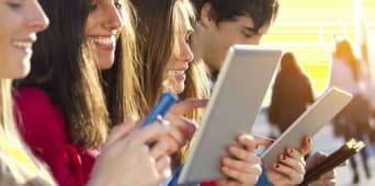 Idealan školski čas uz obrazovne tablet aplikacije