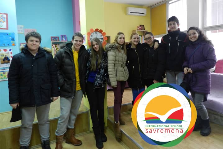 Savremena’s students bring gifts and joy to children at Drop-in centres during cold winter days