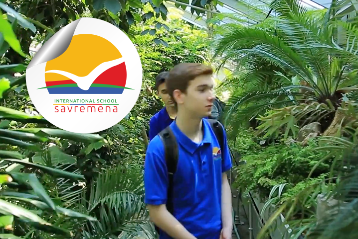 Outdoor biology lesson at Jevremovac Botanical Garden